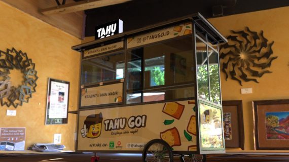 Bisnis gerobak tahu Go di Cakung Jakarta Timur Hub 081-74-75-76-77