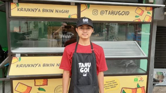 TAHU GO JATIWARNA PERTIGAAN SUMIR